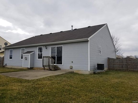 2nd image of 7374 Country Walk Dr