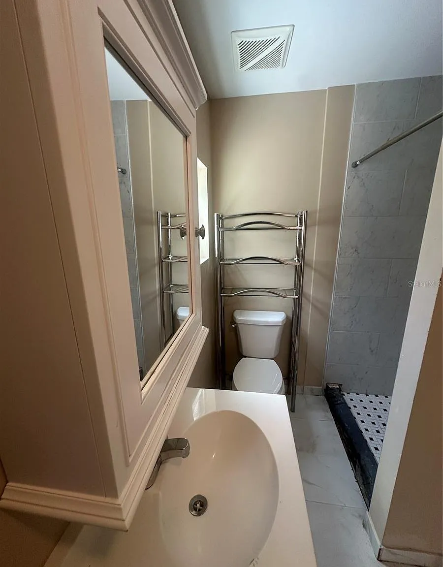 3802 West San Juan Street - 1 — Photo 4