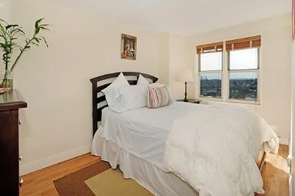 Sold by Corcoran | media 29