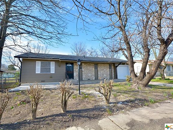 2nd image of 1306 West Ln