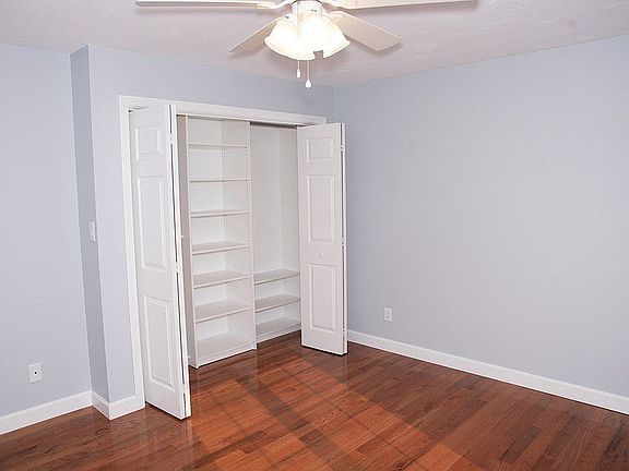 4th image of 14 Cliftondale Ave