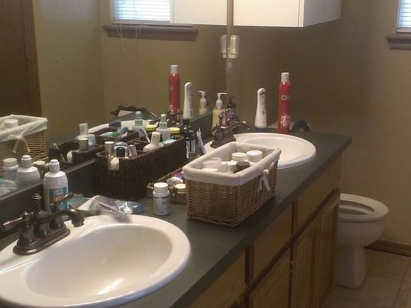 3rd image of 2133 Harbor Dr