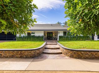 22450 Hatteras St, Woodland Hills, CA 91367