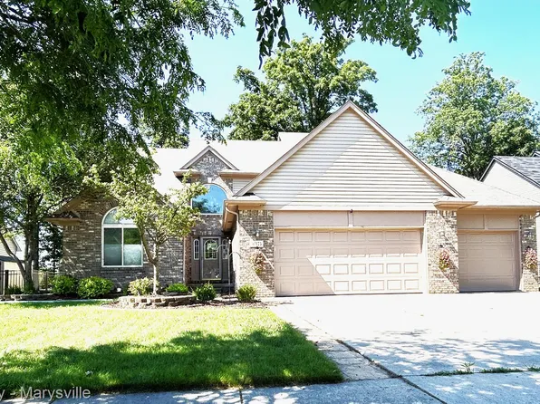 36173 Monroe St, New Baltimore, MI 48047