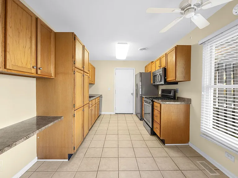 1030 Brunswick Hbr — Photo 6