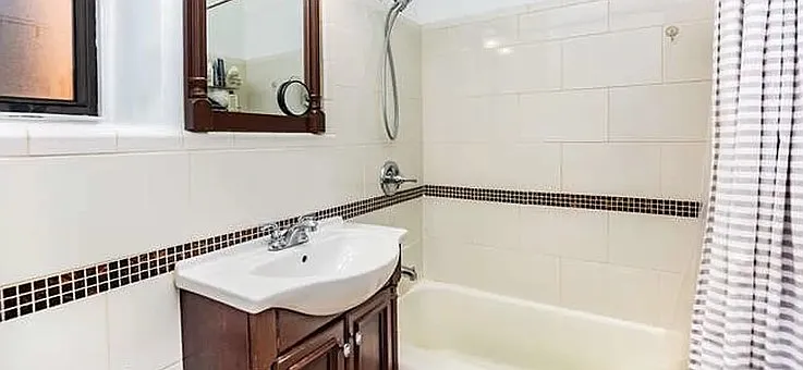3840 Greystone Ave #BS — Photo 4