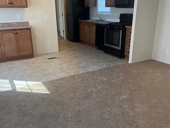 4th image of 130 Carriage Ln