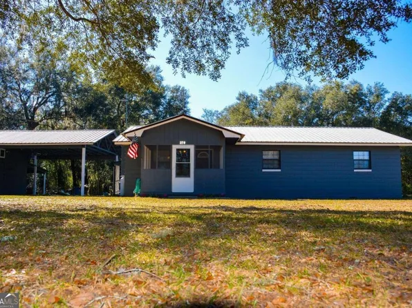 379 Bob Thrift Rd, Saint George, GA 31562
