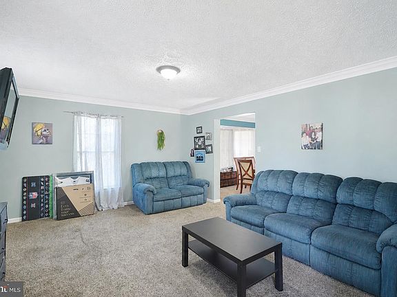 4th image of 31 Rosalind Cir