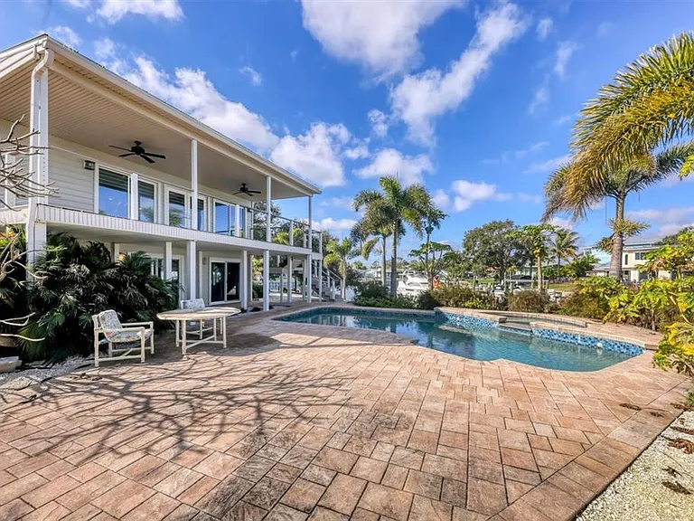 3601 Coquina Key Dr SE — Photo 46