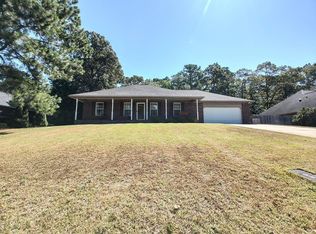 3020 British Ln, Sumter, SC 29153