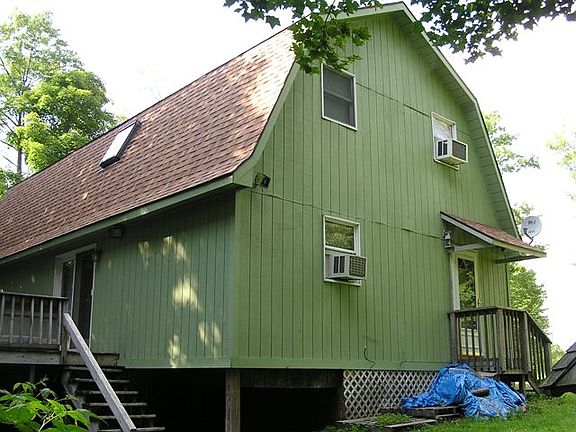 4th image of 640 Mountain Top Dr