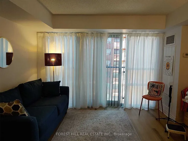 35 Saranac Blvd #720 — Photo 6
