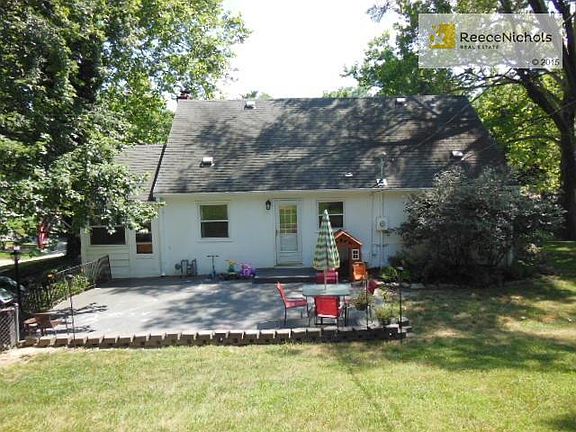5th image of 3835 NE Park Dr