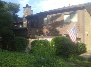 515 Hampton Ridge Dr, Akron, OH 44313