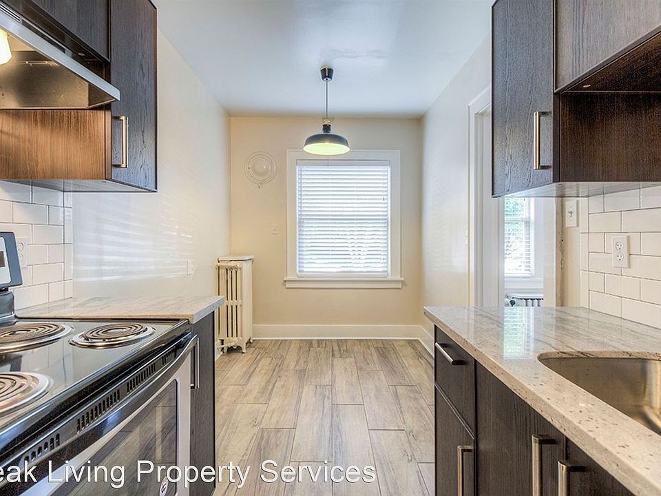 1st image of 411 Bellevue Ave E APT 202
