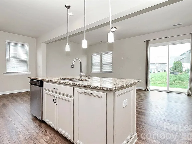 9328 Glenburn Ln — Photo 7