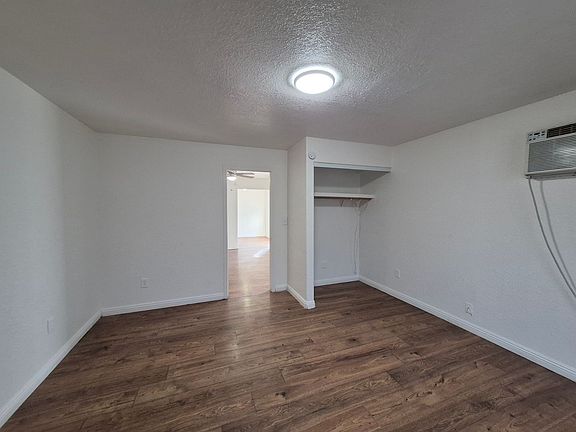 3rd image of 733 S Orange Ave #733