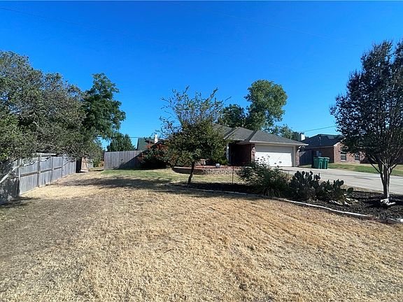 4th image of 32 Tanyard Rd