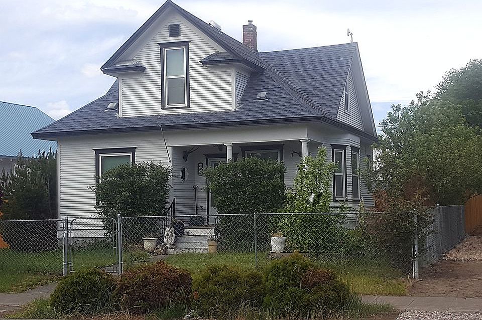 1st image of 408 Alder St S