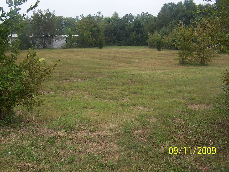 1st image of Moores Dr