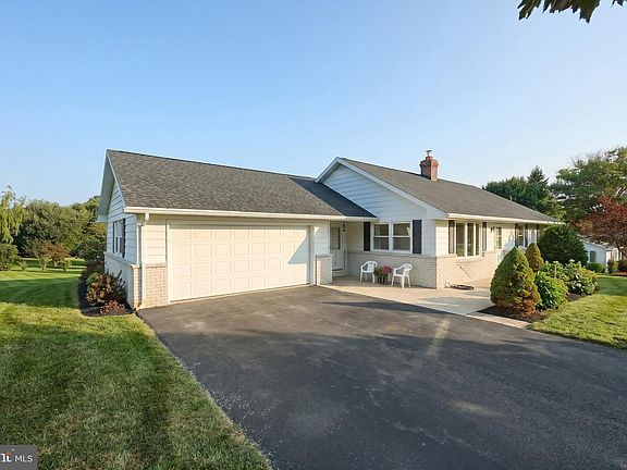5th image of 134 Meadow Ln