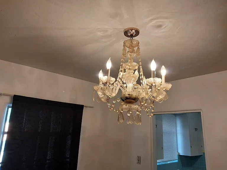 1015 Candelaria Rd NW — Photo 10