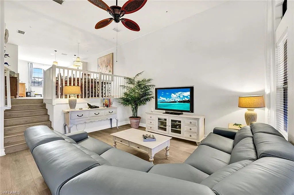 2 bed, 2.5 bath, 1494 sqft, $6,000 — Photo 4