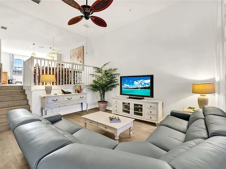 9115 Capistrano St S #8207 — Photo 4