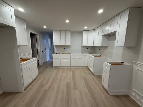 907 E 232nd St #3, Bronx, NY 10466