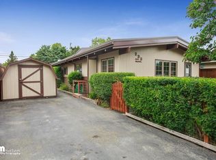 233 E Manor Ave, Anchorage, AK 99501