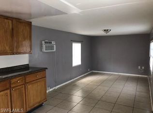 2016 Queen St, North Fort Myers, FL 33917