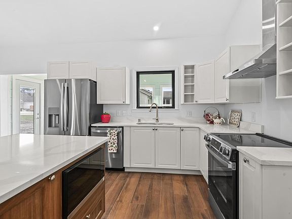4th image of 1401 Devon ROAD