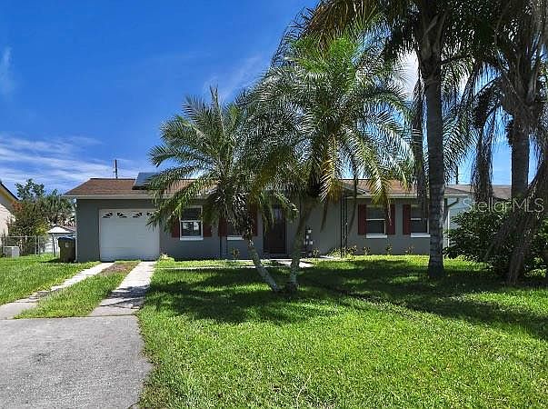 1st image of 137 Poinsettia Dr