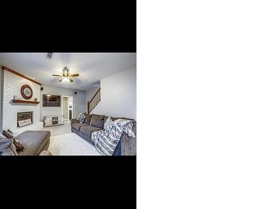 4th image of 2415 Palisades Pl