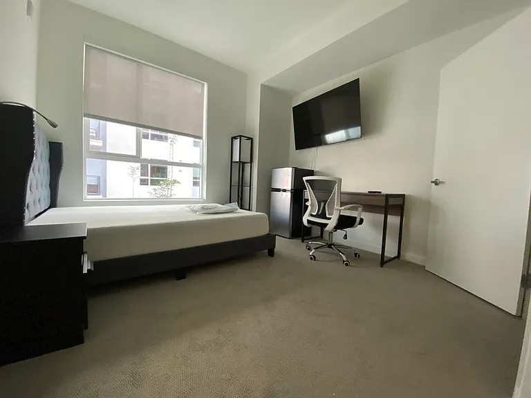 1122 W 6th St #1543 — Photo 3