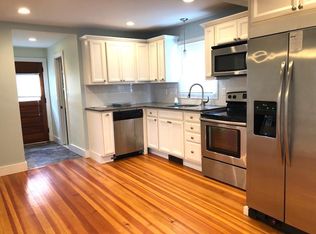 111 Connection St, Newport, RI 02840