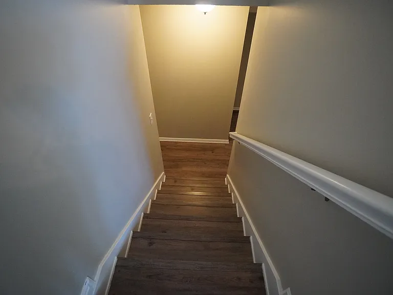 324 E 1100 N — Photo 24