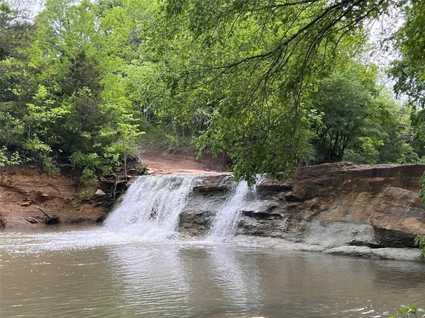 412 Fm 2122, Roxton, TX 75477