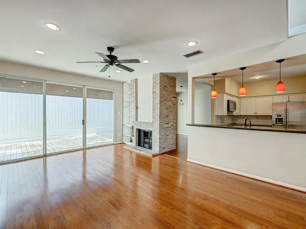 5822 Valley Forge Dr #106, Houston, TX 77057