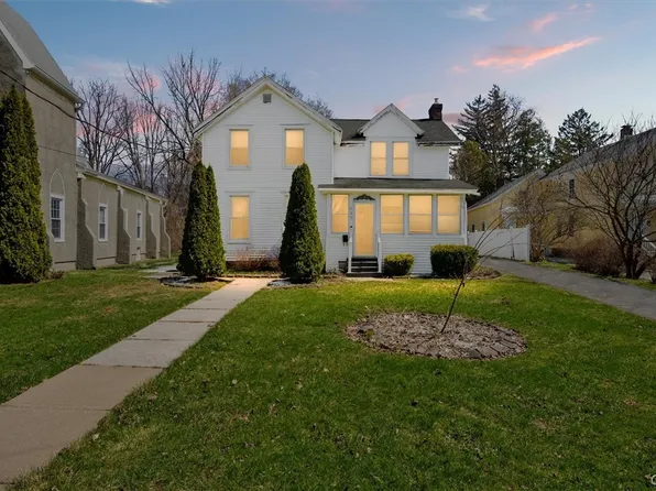 337 Macarthur Pkwy, Oneida, NY 13421