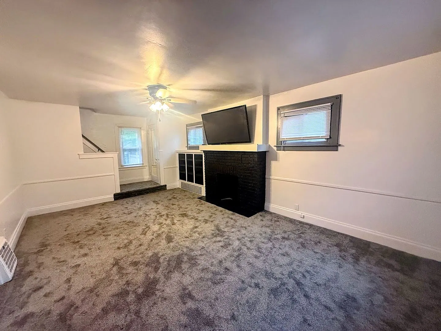 3 Bedroom, 2 Bathroom Home for Rent. — Photo 4