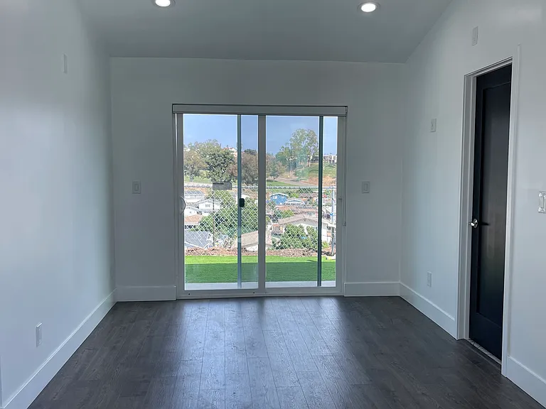 BEDROOM #2