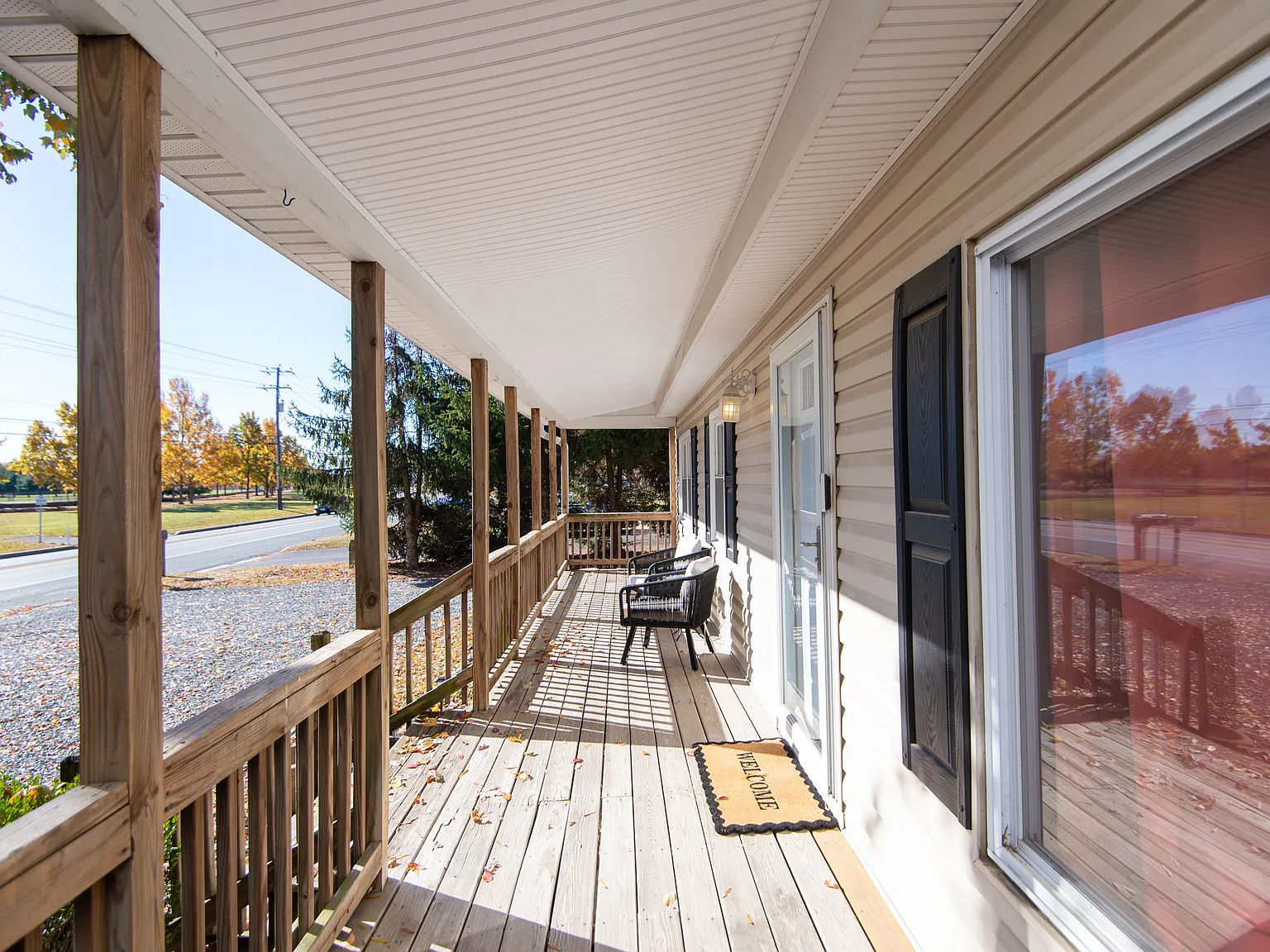 4 bed, 1416 sqft, $3,800 — Photo 3