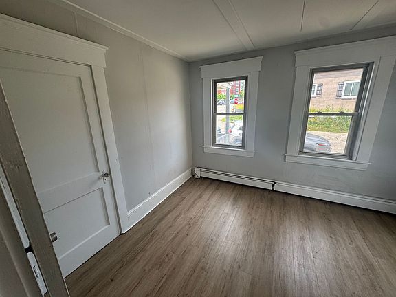 3rd image of 36 W Green St #40