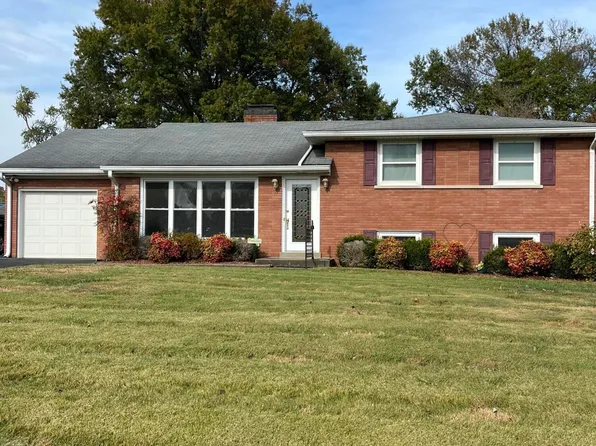 9917 Vega Ln, Louisville, KY 40272