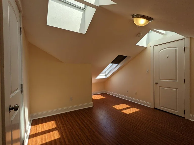 2210 Durant Ave — Photo 28