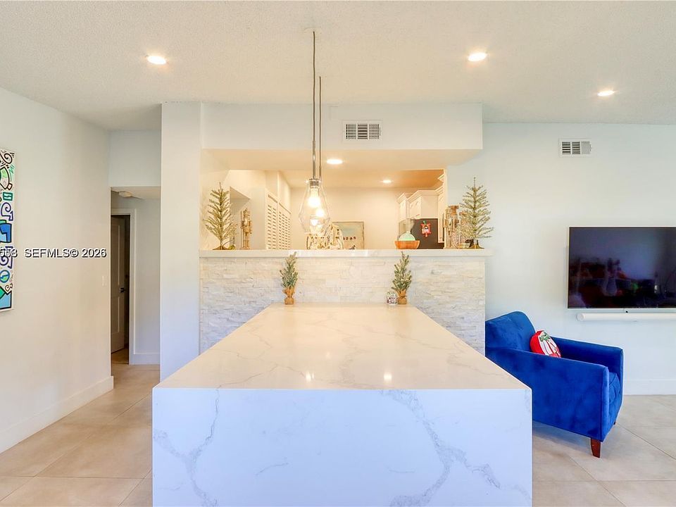 1st image of 10478 SW 75th Ln #10478