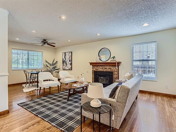 5th image of 6751 S Dahlia Court