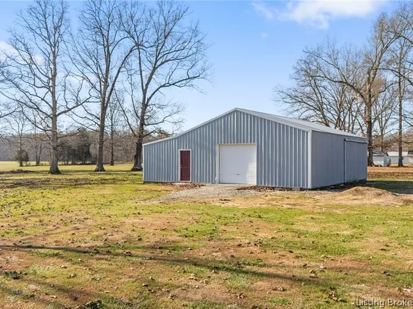 10611 W State Road 56, Lexington, IN 47138